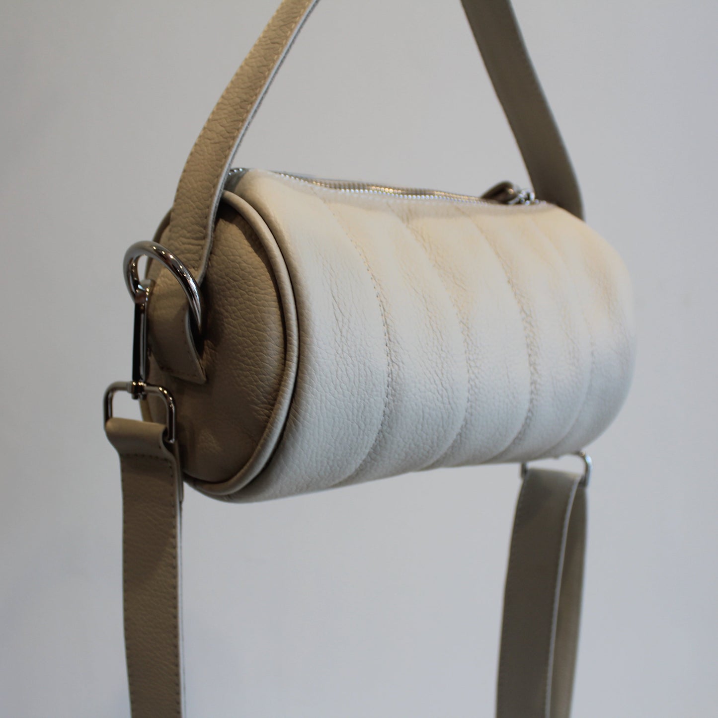 CARTERA DUFFLE HUMO