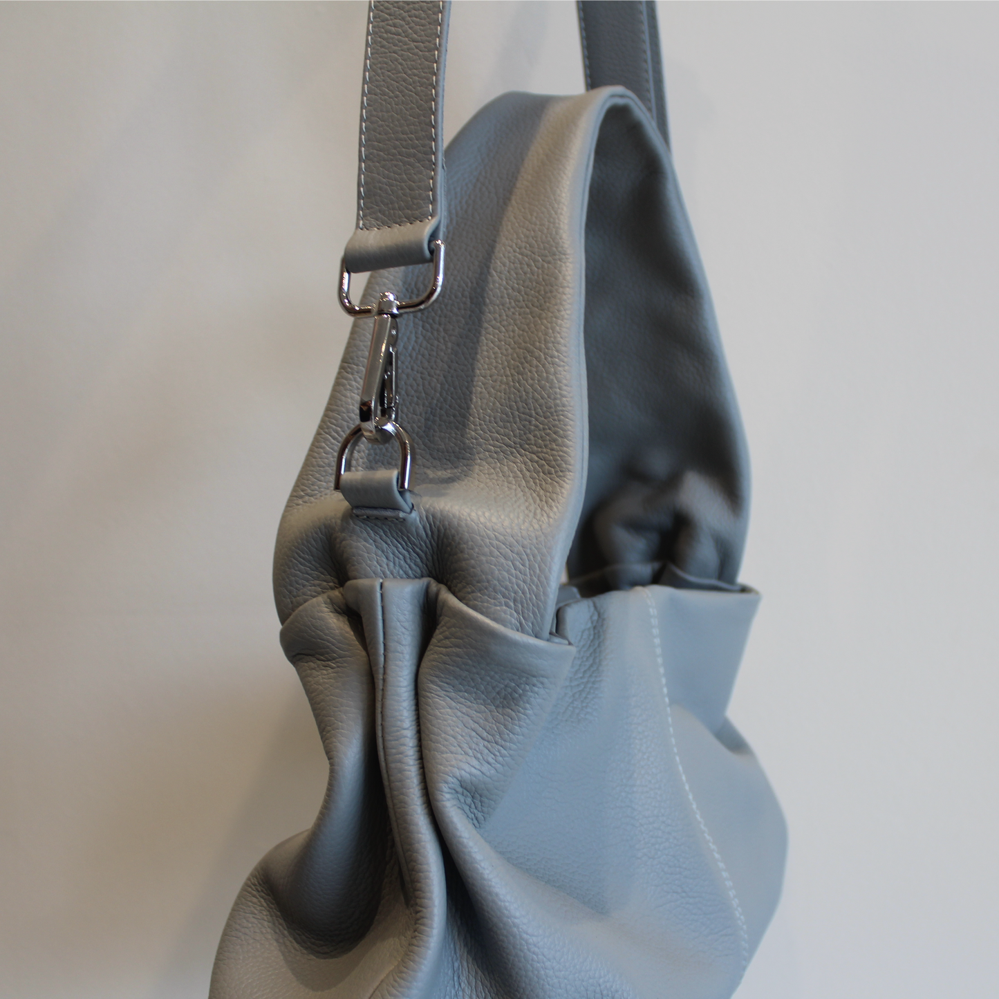 CARTERA HABBA GRAY